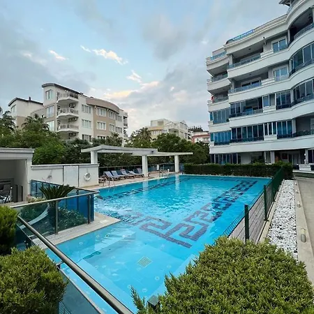 1+1 Lux Daire Mobilya 公寓 安塔利亚